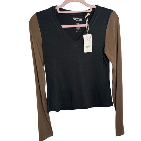 Up West Resorts & Mercantile Long Sleeve Buttery Soft cozy Long Sleeve Size S - Picture 2 of 7